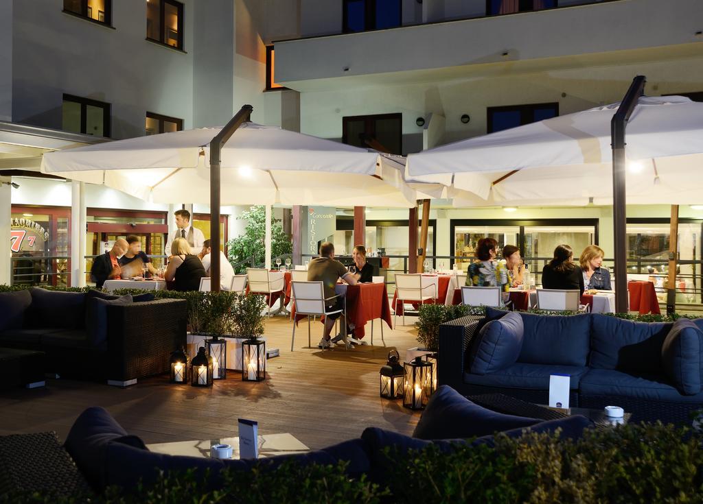 Best Western Hotel Rome Airport Fiumicino Exterior photo